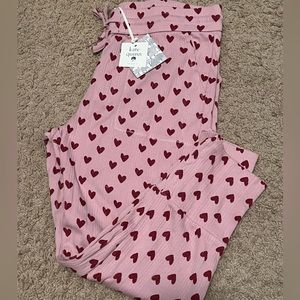 Kate Quinn Women’s Heart Cropped Joggers